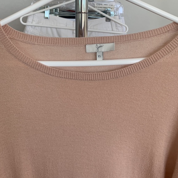Joie Pale Pink Sweater with White Lace Bottom Hem Womens Size XS - Picture 2 of 4